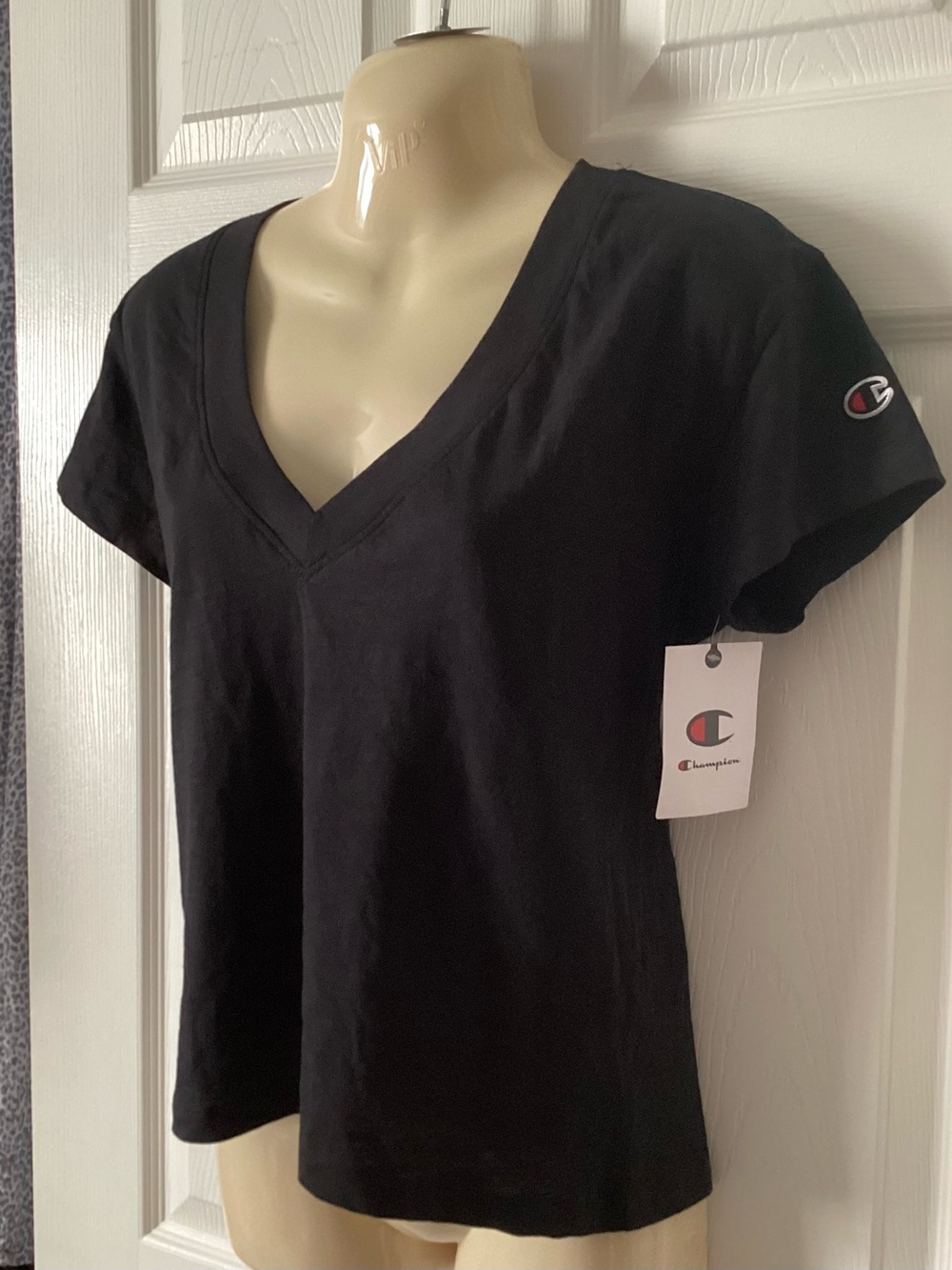 NWT CHAMPION tailgate tee v-neck S black t-shirt embroidered logo short sleeve